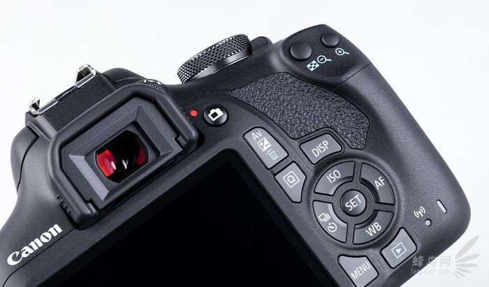 家用入门单反 佳能EOS 1500D、3000D评测