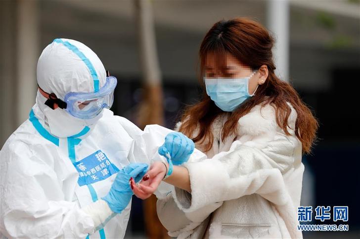 治病，也治心！——武汉市首个中医方舱医院首批患者治愈出院