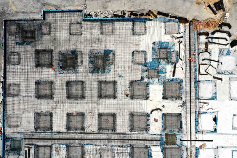除夕，他们奋战在贵南高铁建设工地